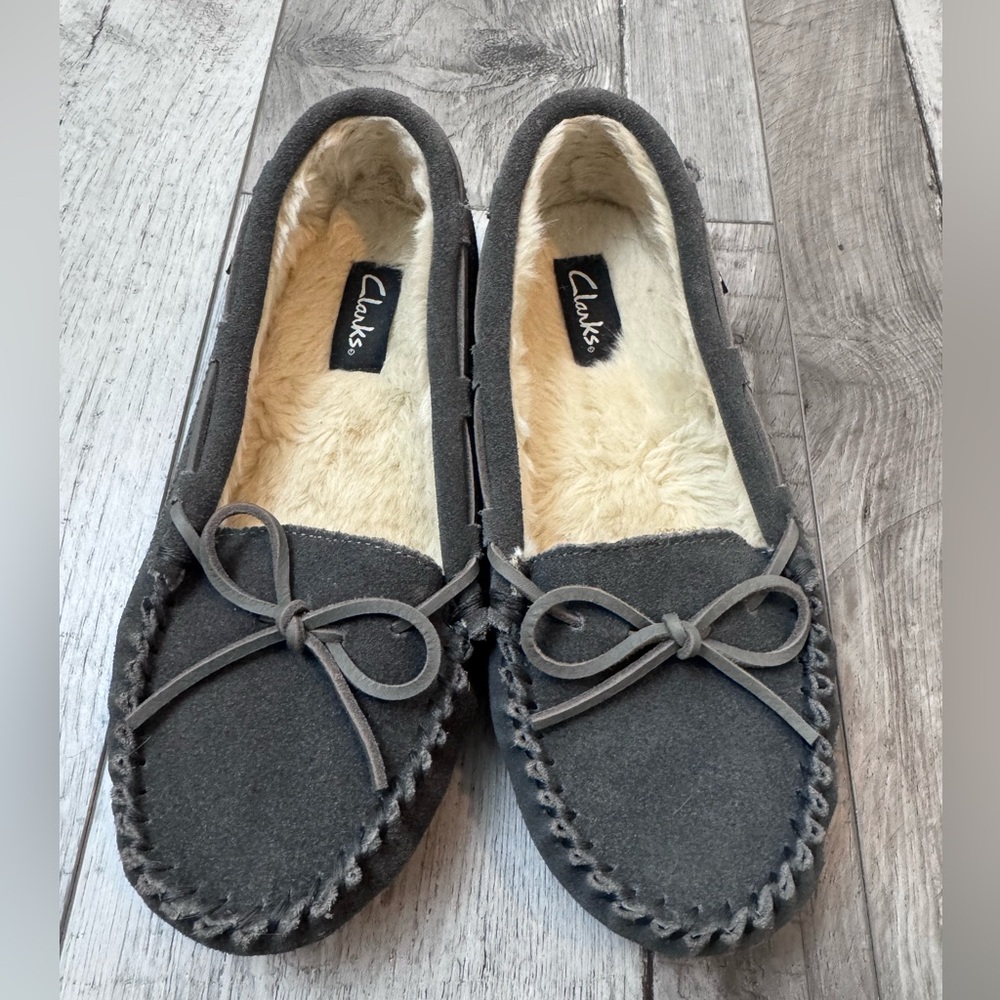 Clarks Suede Fleece Audrianna Pewter Gray Comfort Shoes Slippers Moccasin US 8